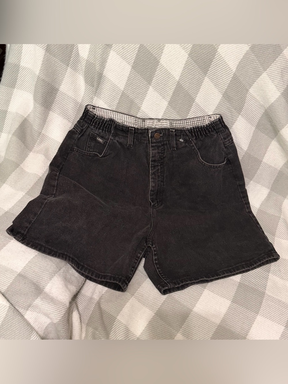 Vintage Lee‎ Jean Shorts Women’s Cotton Black Denim | Size 12 M | Preowned | N1